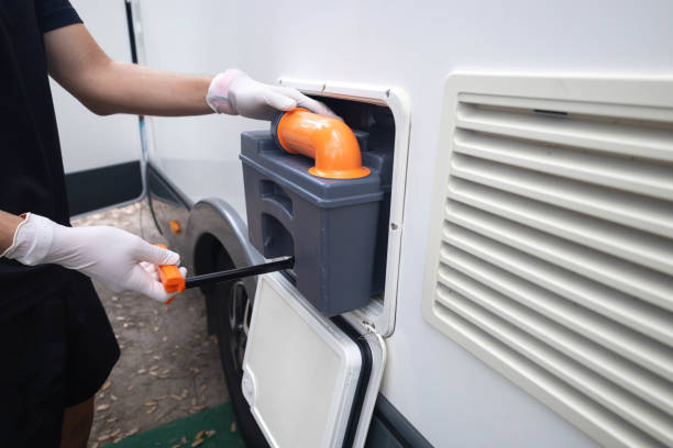 Best Porta potty rental near me  in Olmsted Falls, OH